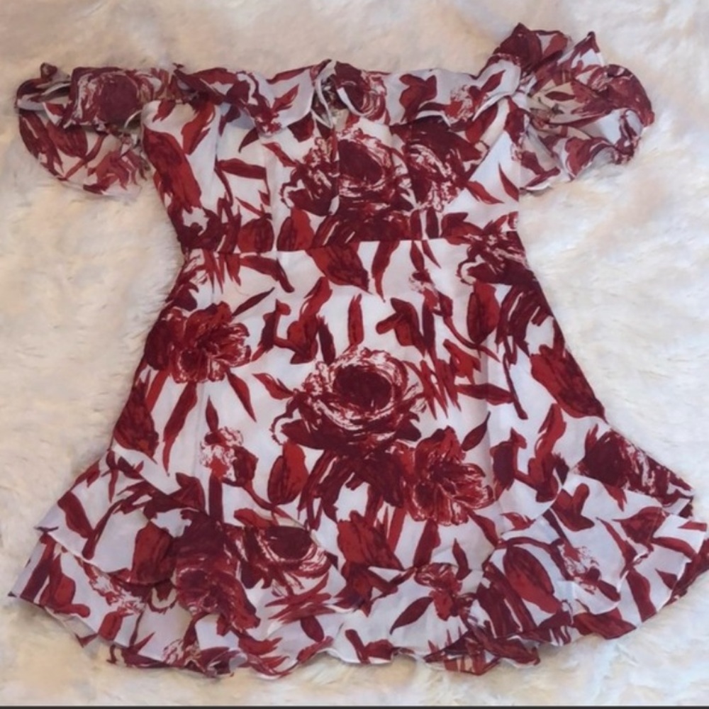Off the shoulder mini dress 🌺 - Picture 8 of 9